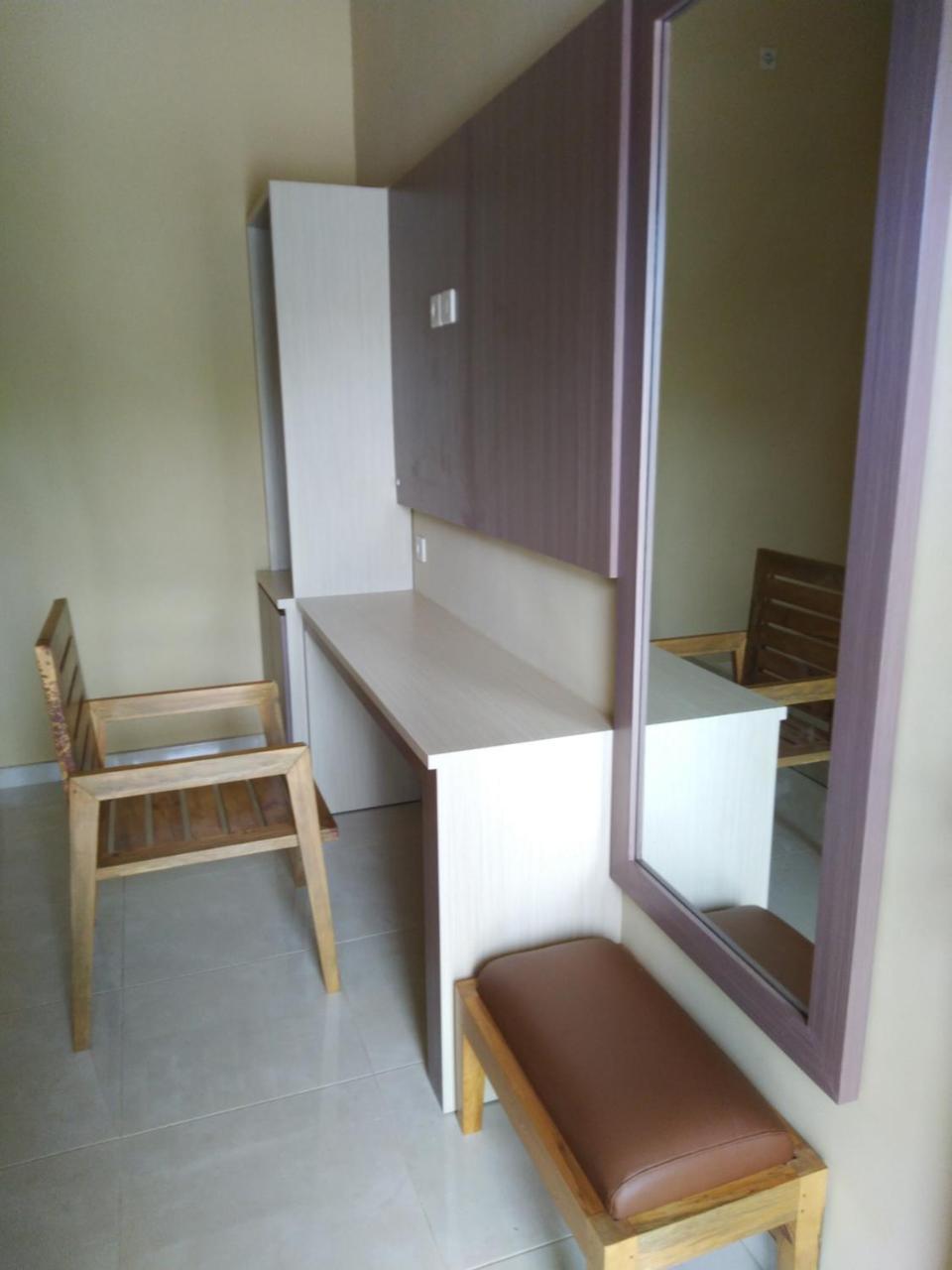 R3 Brawijaya Homestay Баньюванги Экстерьер фото