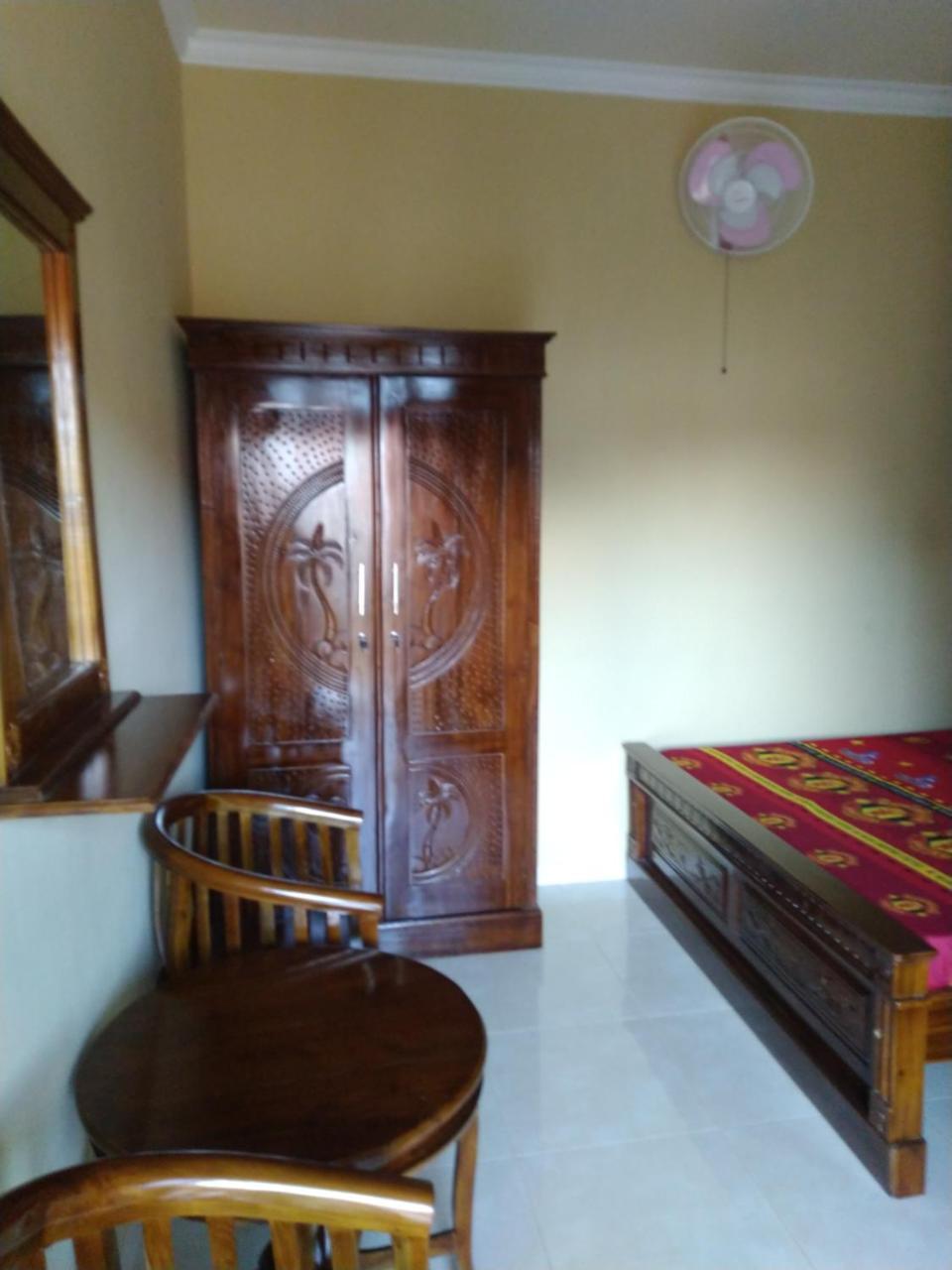 R3 Brawijaya Homestay Баньюванги Экстерьер фото