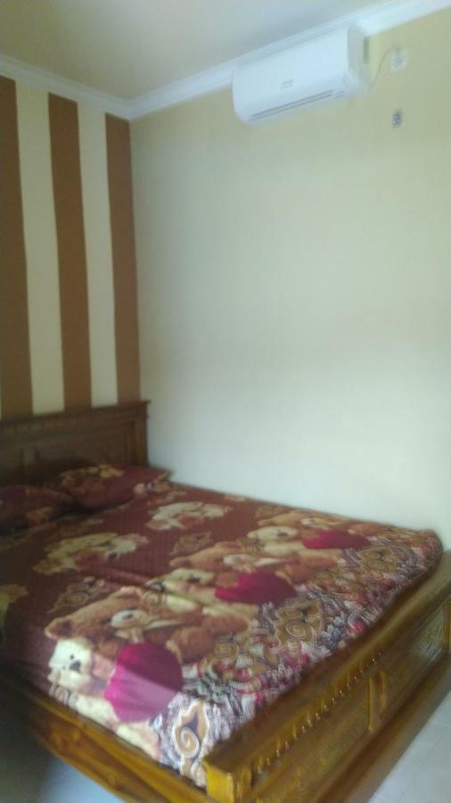 R3 Brawijaya Homestay Баньюванги Экстерьер фото
